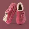 Pantuflas de Algodón Impermeables para Mujer 2026 Otoño e Invierno Nuevo Estilo Forradas de Felpa Engrosadas Cálidas y a Prueba de Frío Para Usar al Aire Libre Pantuflas de Algodón para Pareja para Hombre Invierno