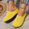 Zapatillas de Media Punta Transpirables con Tejeduría Flyknit de Tallas Grandes Transfronterizas para Mujer Verano Uso Exterior 2025 Nuevas Zapatillas de Media Punta Fáciles de Poner