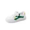 Zapatos deportivos antideslizantes resistentes al desgaste para niños 2026 nuevo modelo de verano zapatillas deportivas cómodas de suela blanda para niñas zapatos casuales para niños