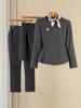 Chaqueta de traje azul de manga larga con cuello redondo y pantalón para mujer, traje de tres piezas, primavera, otoño e invierno 2025.