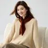 Cachecol Triângulo de Cashmere Feminino Outono/Inverno 2026, Cachecol Quente de Cashmere Perfurado, Pequeno Xale Bicolor Dupla Face