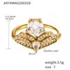 Anel Omega de Aço Inoxidável Rosa Ovo de Pombo Grande Diamante Coroa Abertura Lateral Ajustável Diamante Completo para Mulheres