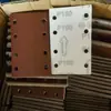 Fábrica de Origem 80*133mm 8 Furos Quadrado Flocado Areia Vermelha Força de Corte Forte Esmerilhamento e Polimento Conjunto Mais Vendido