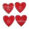 Colgante decorativo de madera con forma de corazón de melocotón navideño, de 50 mm, blanco/rojo, paquete de 10