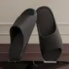 Pantuflas de EVA con tacto suave para mujer, sandalias casuales de verano para exteriores, sandalias antideslizantes de interior para pareja, venta al por mayor para hombre