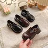 Sapatos de Couro Estilo Japonês para Meninas 2026 Novo Modelo Primavera e Outono Infantil Sola Macia Retro Bico Redondo Estilo Escolar Planos Sapatos de Estudante