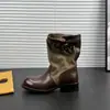 Botas Ocidentais de Cowboy Estilo Britânico Slip-On Outono 2026 Nova Moda Coreana Tendência Panturrilha Larga Botas Curtas de Cano Médio com Solado Grosso para Mulheres