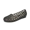 Zapatos de tacón bajo huecos de moda Sandalias de cuña de plástico gelatina para mujer Verano Casual Versátiles para exteriores Mamá Antideslizantes Celebridad de Internet