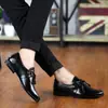 Zapatos de Cuero Puntiagudos de Estilista, Zapatos con Borlas Estilo Británico de Socialité para Hombre, Zapatos Slip-On de Cuero Genuino Estilo Coreano para Discoteca de Verano