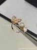 Los 26 Anillos de Trébol de Cuatro Hojas y Mariposa de la Suerte Más Nuevos del Mercado, Anillo Abrible de Perla Blanca y Lapislázuli de 18k