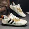 Mocasines para Hombre Primavera/Verano 2026 Nuevos Zapatos Casuales de Malla Transpirable Zapatos para Conducir Tenis con Cordones Versátiles para Hombre