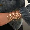 Pulseira de Braço Exagerada Estilo Punk Europeu e Americano Mais Vendida Transfronteiriça Ins Metal Brilhante Pulseira Aberta Simples para Mulheres
