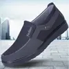 Sapatos de pano do Velho Pequim para homens, para pés largos, sapatos casuais plus size, tamanho extra grande, sapatos masculinos de sola macia, tamanhos 45, 46, 47