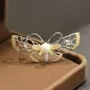 Broche de Polilla Bicolor Elegante de Nicho Chapado en Oro Exquisito Pin de Insecto de Perla Incrustada en Piedras Accesorios Unisex