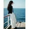 Traje Estilo Coreano Primavera 2026, um Conjunto Completo de Tops de Duas Peças Modernos e Elegantes com um Toque de Luxo, Extremamente Bonito e Único