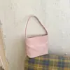 Bolsa de Mão de Grande Capacidade 2026 Novo Estilo Bolsa de Ombro Único para Axila Versátil para o Dia a Dia Bolsa Feminina Casual Tendência Transfronteiriça