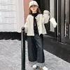 Cárdigan de Punto Grueso para Niña Otoño Invierno 2025 Estilo Nuevo Mediano y Grande Infantil Dulce Versátil Tejido Chaqueta Elegante de Moda