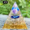 Pirâmide de bola de cristal natural de 8cm Ornamento de mesa de escritório europeu e americano Artesanato de pirâmide de resina para yoga e meditação