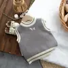 Chaleco de punto para niños, cálido para primavera, otoño e invierno, forrado de felpa y engrosado, estilo pullover, adecuado para niños, y se puede usar como capa base, suéter de punto para niños mayores