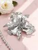 Broche de Flor Grande Irregular de Diseño de Nicho Más Vendido Transfronterizo, Femenino y de Alta Gama, Adecuado para Banquetes
