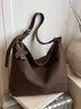 Bolsa de Palha Tecida Fosca Totalmente Feita à Mão Bolsa Saco de Grande Capacidade Versátil Outono e Inverno 2025 Bolsa de Ombro Transversal Estrela de Cinco Pontas