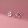 Pendientes de clip de oreja de plata sin dolor de silicona Love para mujer, diseño de nicho avanzado y simple, recién llegados, sin agujeros para las orejas