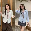 Otoño 2026 Nuevo Bufanda de Seda para Mujer Corbata Camisa de Manga Larga Sentido del Diseño Versátil para el Trabajo Top Casual