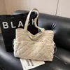 Bolso de Moda con Bordado de Rombo de Gran Capacidad 2026 Nuevo Estilo Bolso de Hombro Bolso Tote Simple Versátil Bolso de Mano de Algodón