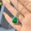 Collar Colgante de Calabaza Pequeña de Calcedonia Verde Imperial Natural para Mujer Colgante de Jade Transparente y Húmedo como el Hielo de Lujo