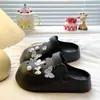 Zuecos de verano estilo Birkenstock de EVA con un toque de alta gama, versátiles para uso casual al aire libre, cómodos y transpirables, pantuflas de punta cerrada para mujer