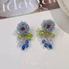 Pendientes de Flor de Rosa con Perlas, Modernos y Frescos; Pendientes Estilo Festivo con Perlas, Ultra-Féericos; Pendientes Tejidos Exagerados de Nicho