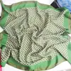 En stock marca grande verano imitación algodón y lino tacto nuevo versátil pañuelo cuadrado grande pañuelo de seda pañuelo fino primavera y otoño chal con letras