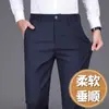 2026 Novas Calças Casuais Masculinas Vermelhas, Verão Finas Slim Fit de Perna Reta, Elásticas, Caimento Fluido, Não Amassam, Calças Sociais Masculinas