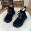 Botines retro de punta redonda para mujer que aumentan la altura, estilo nuevo de invierno 2026 a la moda, forrados de felpa, engrosados para abrigar, resistentes al frío y visualmente adelgazantes