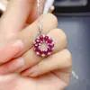 Venta al por mayor de fábrica Popular Colgante de Rubí Natural Plata S925 Incrustado Piedra Principal 3*4 Joyería de Lujo Venta Directa de Fábrica