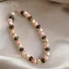 Collar circular degradado de acrílico hecho a mano con cuentas, estilo vacacional, cadena para la clavícula de nicho de lujo ligero, accesorio versátil para mujer