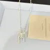 Colar com Laço de Renda Vazada Estilo Francês e Zircônia para Mulheres, Design de Nicho Fashion de Luxo Leve, Corrente de Pescoço com Temperamento Exquisito e Único