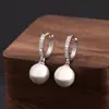 Brincos pingente de cobre com zircônia e pérola estilo europeu e americano, temperamento de luxo, brincos femininos retrô elegantes, uma geração de cabelo