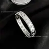 Nuevas Pulseras Calidoscopio Anchas y Estrechas Chapadas en Oro Rosa de 18K, Trébol de Cuatro Hojas Incrustado con Diamantes, Pulsera Cielo Estrellado, Desgaste Apilable de Lujo Ligero