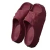 Pantuflas rojas antideslizantes para el año zodiacal, modelo nuevo para mujer, EVA engrosado, resistentes al desgaste para el hogar, baño, pantuflas de pareja para hombre