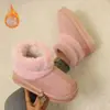 Novos Sapatos de Algodão de Inverno para Interior e Exterior Quentes Espessos Estilo Casal Botas de Algodão Simples Modernas Versáteis Tendência Botas de Neve