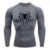 Teum Export Camiseta de Manga Corta de Compresión de Secado Rápido con Estampado de Araña para Hombre Y2K Capa Base para Correr Body para Entrenamiento de Fitness