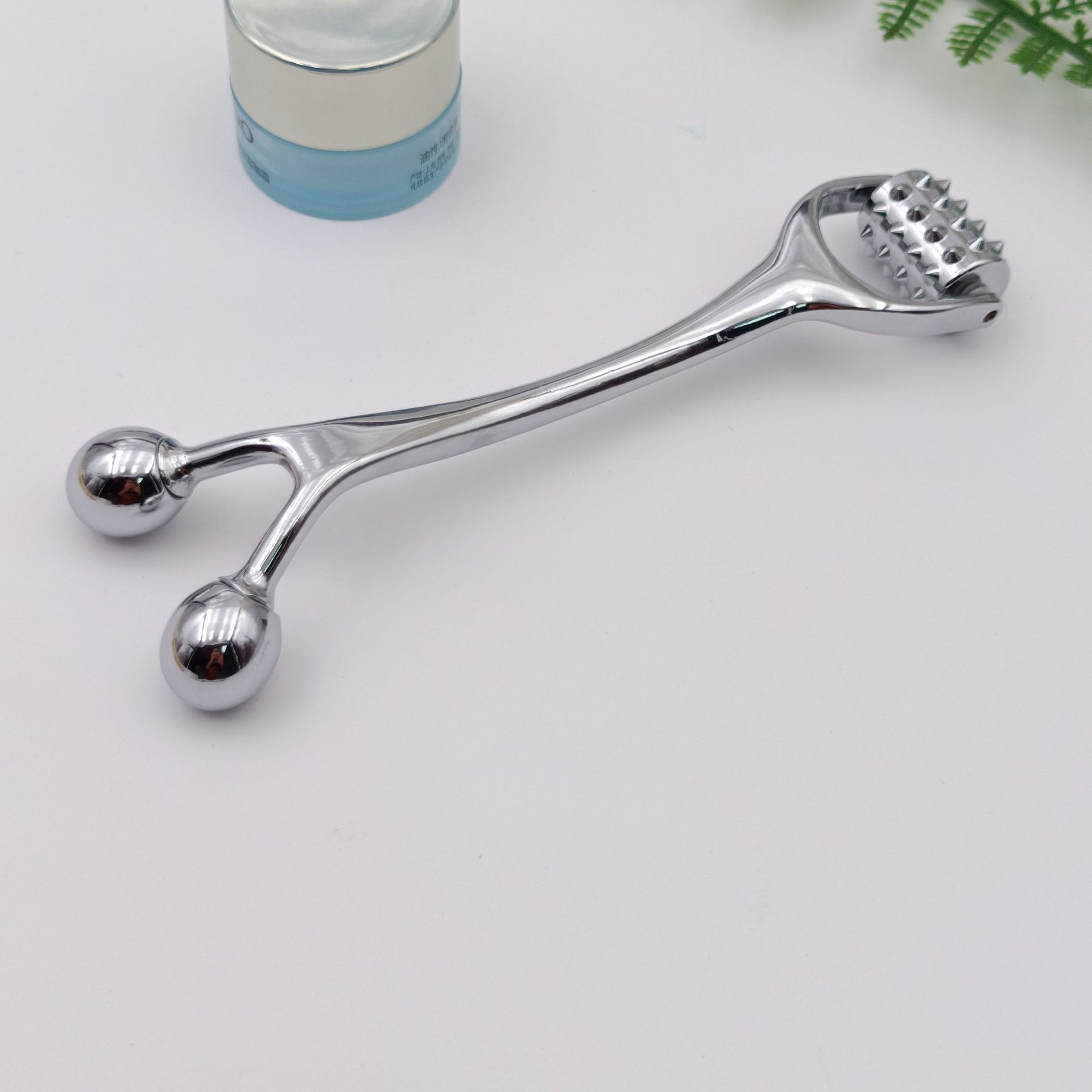 3d面部按摩器
