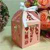 Caja de Dulces Hueca con Patrón para Pareja de Bodas, Caja Pequeña Blanca de Vestido de Novia, Personalizable con Fecha y Nombre