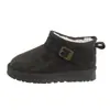 Sapatos de Algodão 2026 Sola Grossa Sapatos Birkenstock Femininos Inverno Sapatos de Pão Botas de Neve Botas Curtas Casuais Novo Estilo Quente Sapatos de Algodão com Plus Veludo
