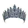 Esta deslumbrante tiara coroa de rainha da beleza estilo Barroco é feita de liga de alta qualidade e cristais azuis cintilantes. Ideal para casamentos, concursos de beleza e outros eventos especiais, adiciona um toque elegante com seu design intrincado e pedras preciosas radiantes. Uma verdadeira peça de destaque.