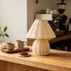 Lámpara de mesa de noche estilo japonés, lámpara decorativa vintage estilo wabi-sabi, luz ambiental de ratán para hotel, hostal, bar, inspirada en Zen
