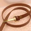 Nuevo cinturón de moda retro dorado con hebilla larga de piel de vaca de primera capa Cinturón de mujer INS temperamento de alta calidad sello de cintura moda