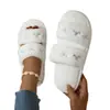 Nuevas zapatillas de felpa de comercio exterior transfronterizo para otoño e invierno, zapatillas de casa con bordado antideslizante y lazo, zapatillas de felpa antideslizantes de suela gruesa