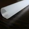 Lámpara lineal LED de fábrica Pantalla blanca lechosa Extrusión de barra de luz de aluminio Cubierta de PC con rayas interiores y exteriores Pantalla de lámpara de PC